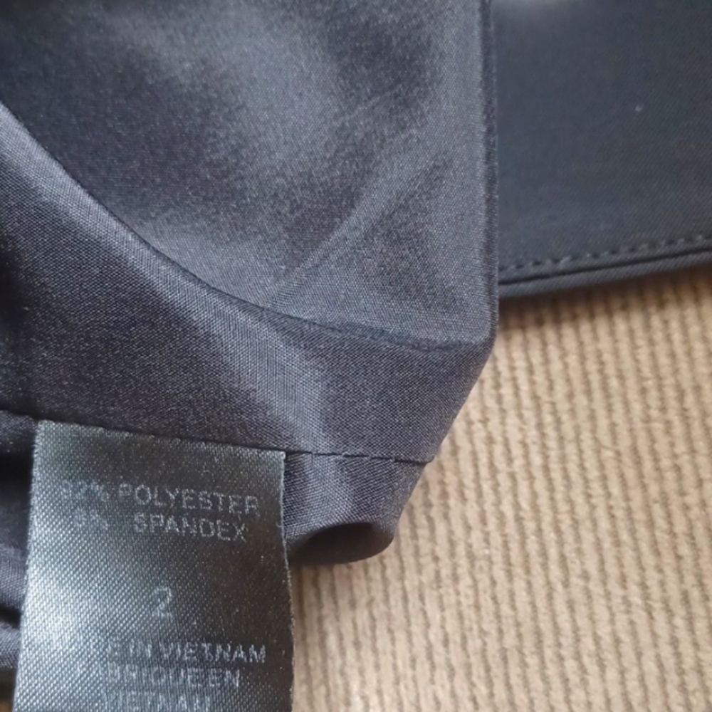 Pristine Tahari size 2 black blazer,jacket. - Picture 4 of 8
